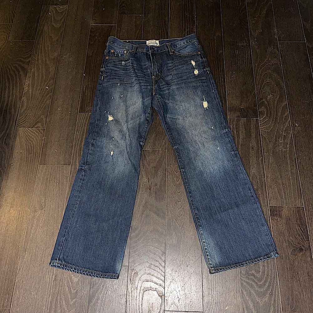 Brand new NEVER WORN Aeropostale jeans 32/32